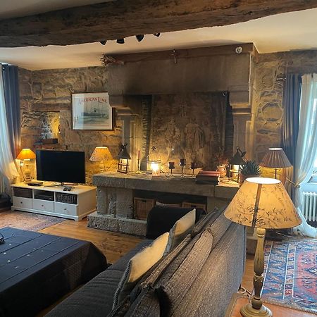 Appartement De 1634 Avec Balcon Au Sud Sur Jardin En Plein Coeur Historique Tréguier Exteriér fotografie