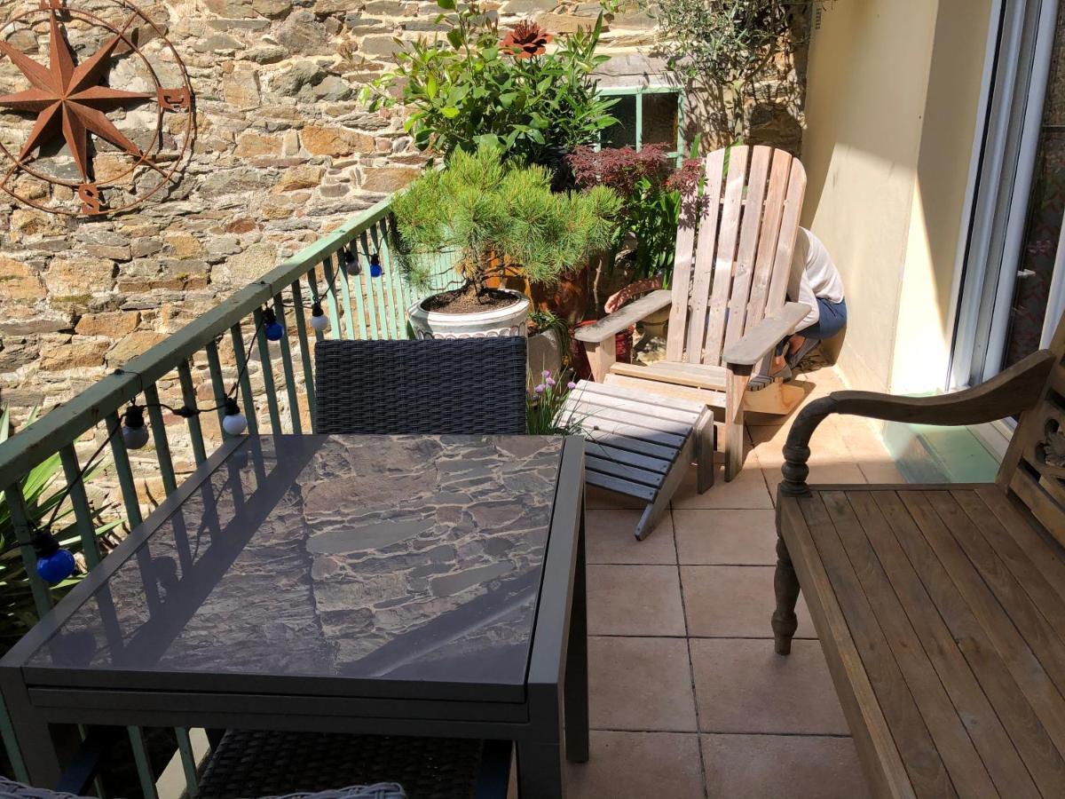Appartement De 1634 Avec Balcon Au Sud Sur Jardin En Plein Coeur Historique Tréguier Exteriér fotografie