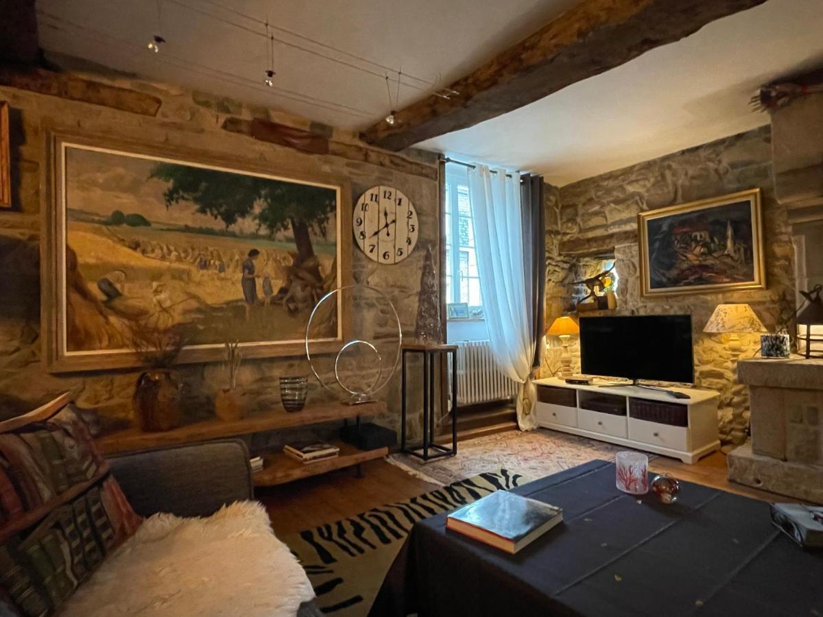 Appartement De 1634 Avec Balcon Au Sud Sur Jardin En Plein Coeur Historique Tréguier Exteriér fotografie