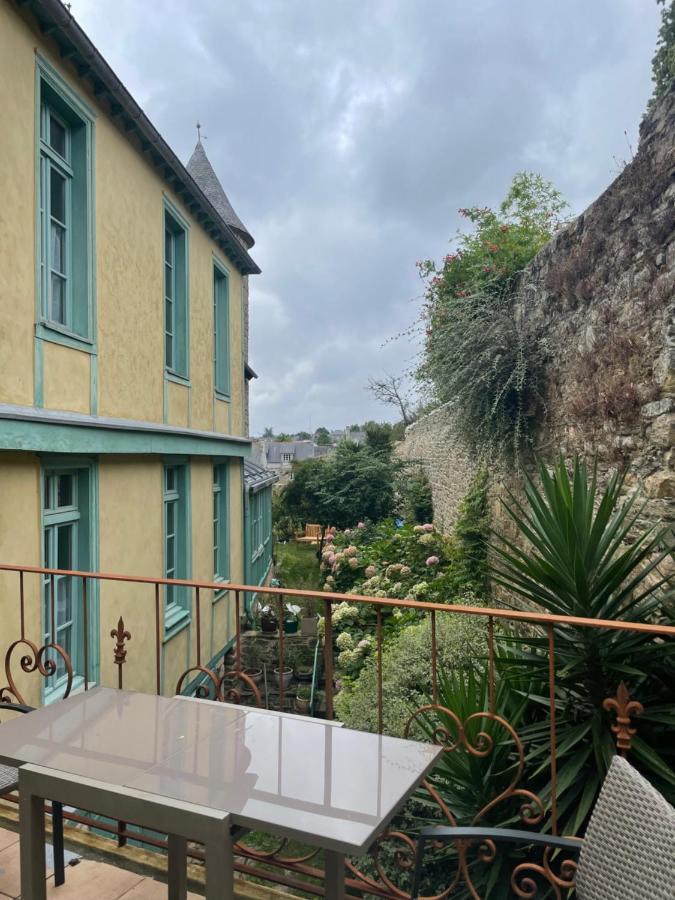 Appartement De 1634 Avec Balcon Au Sud Sur Jardin En Plein Coeur Historique Tréguier Exteriér fotografie