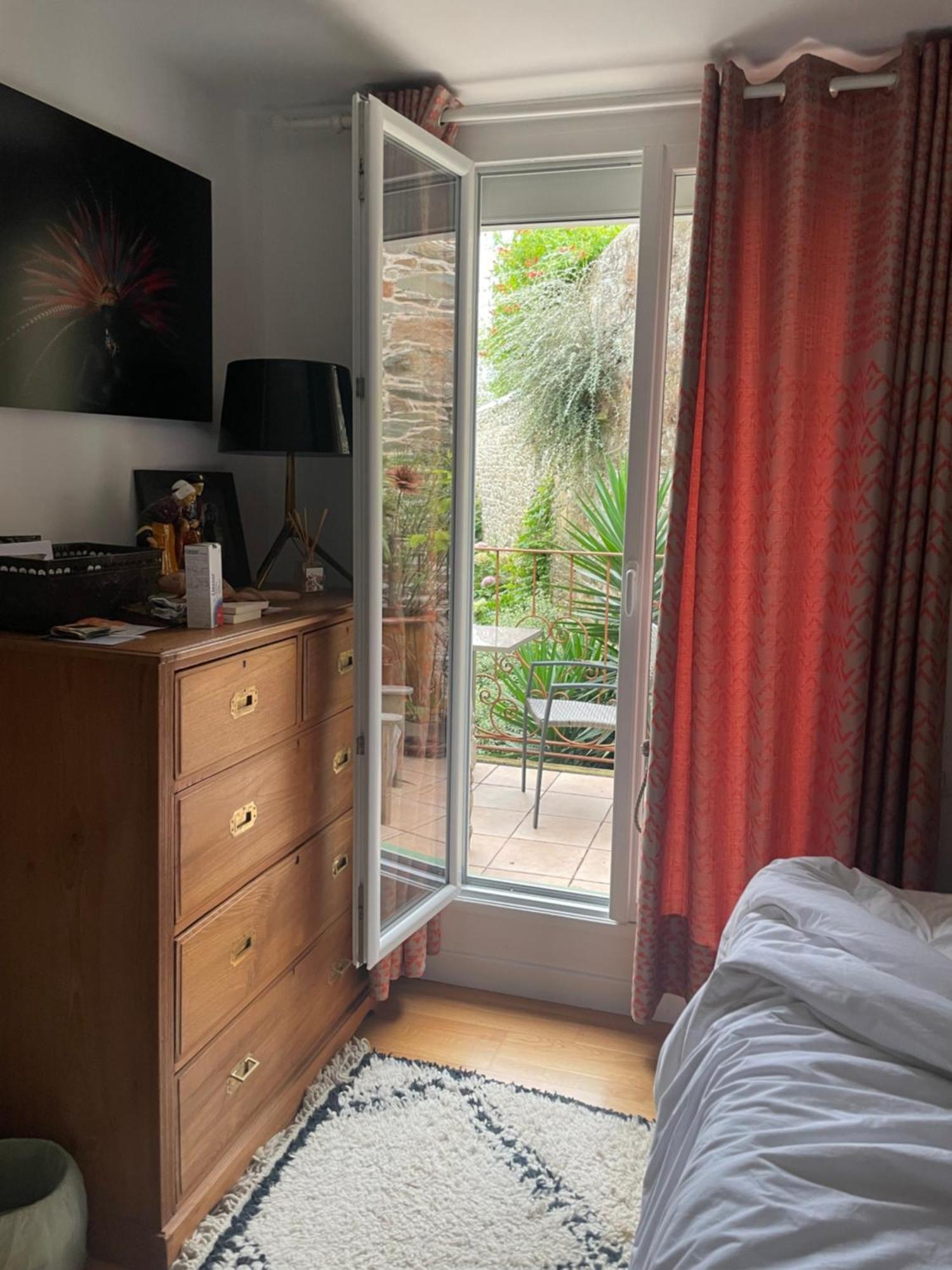 Appartement De 1634 Avec Balcon Au Sud Sur Jardin En Plein Coeur Historique Tréguier Exteriér fotografie