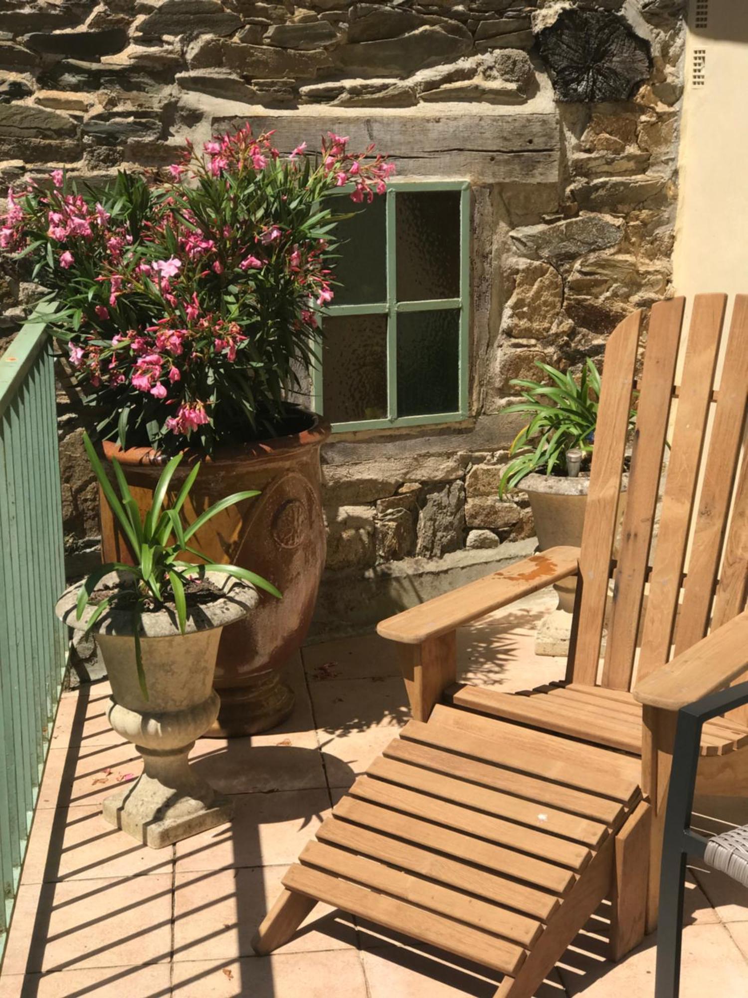 Appartement De 1634 Avec Balcon Au Sud Sur Jardin En Plein Coeur Historique Tréguier Exteriér fotografie